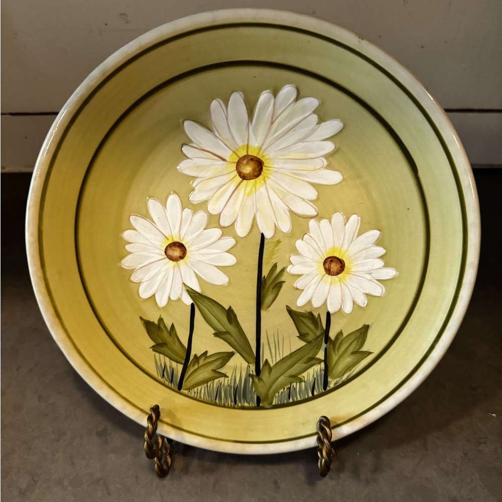 Vintage Daisy Plate